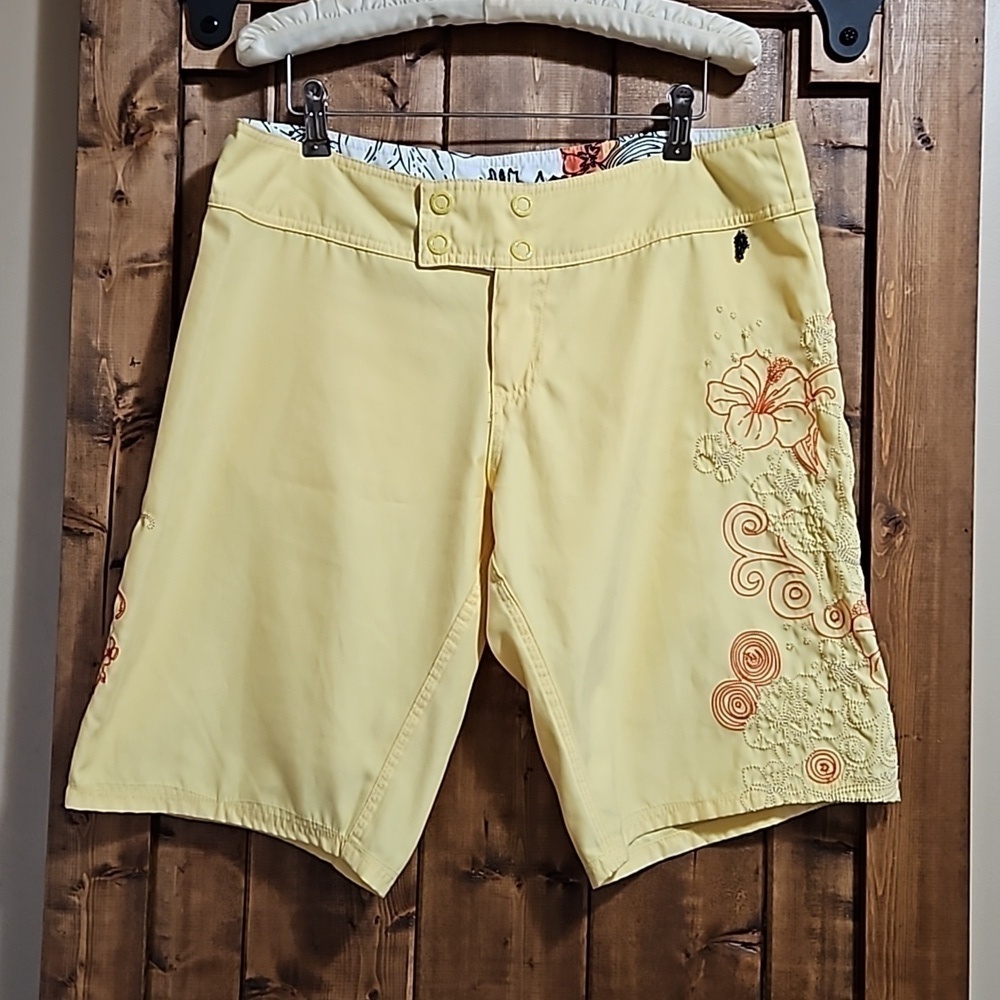 Powder Room Floral Embroidered Swim Boardshorts Yellow Size 11